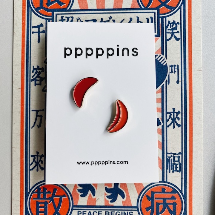 擲筊 琺瑯別針 胸章｜pppppins