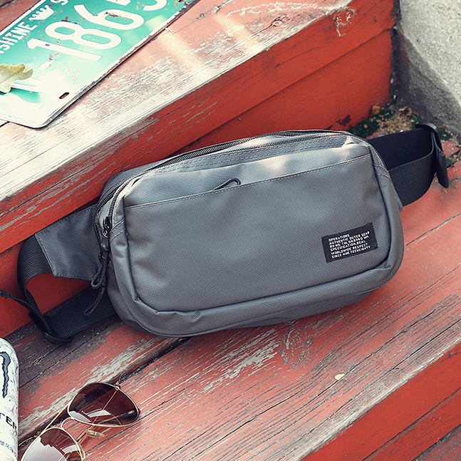 【黎陽】OP休閒腰包 深灰/紅 側背包/斜背包/隨身包/休閒/時尚/旅遊 70CST6117