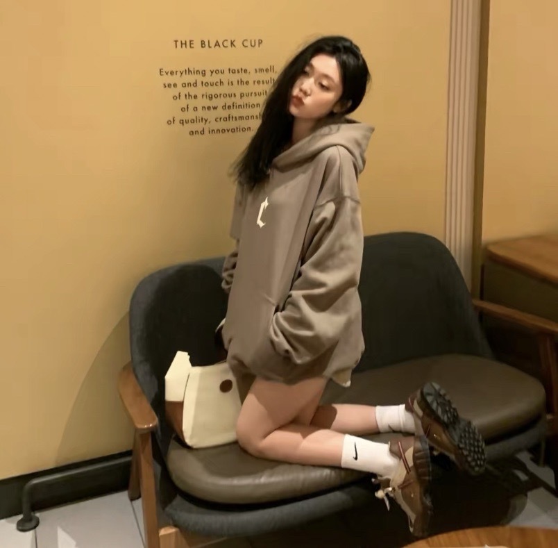 Nike x Jacquemus Air Humara LX 復古棕