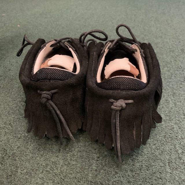 ON SALE 35% OFF : VISVIM ORAIVI SHAMAN RUNNER - BLACK SIZE 8 IN STOCK NOW (現貨發售中)