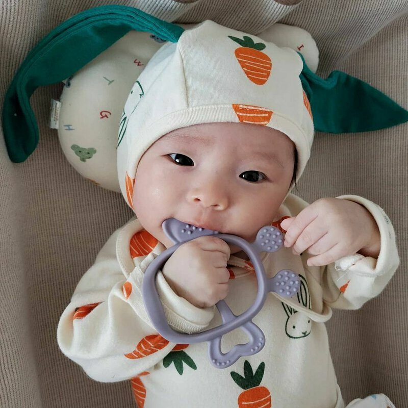 MAMA's TEM Jem Jem胖蜜蜂系列固齒器 - 握握手 (贈輕便吐司盒)