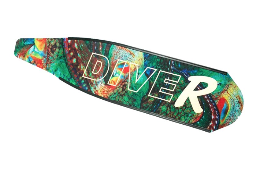 ▲DiveR 全碳纖維長蛙板-章魚重生