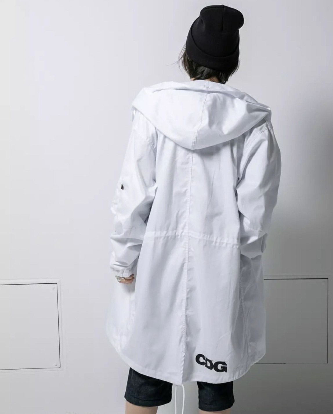 Comme des Garçons CDG X Alpha Fishtail 字體LOGO 大衣 外套