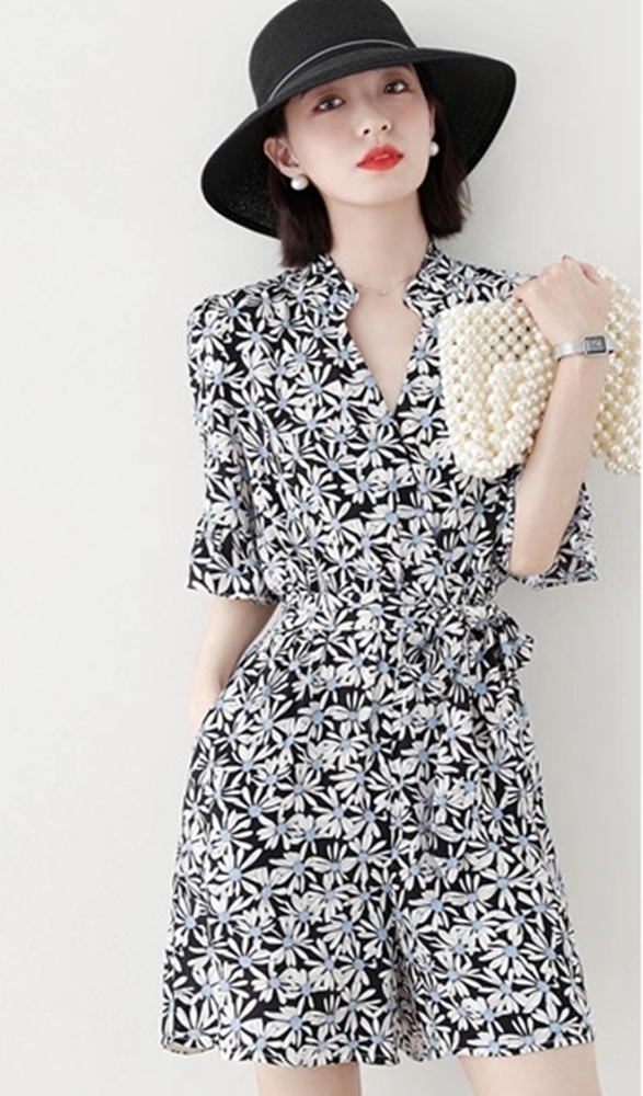 碎花S【零碼出清不退換】含棉綁帶碎花連身褲