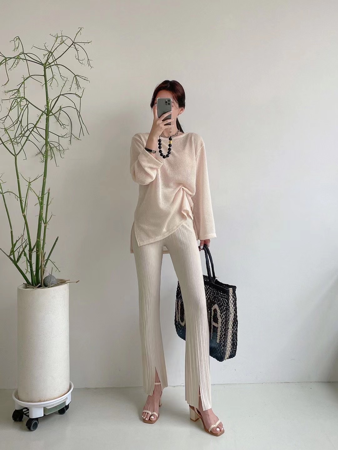 AUGST212 疏織oversized上衣＋直紋顯瘦褲