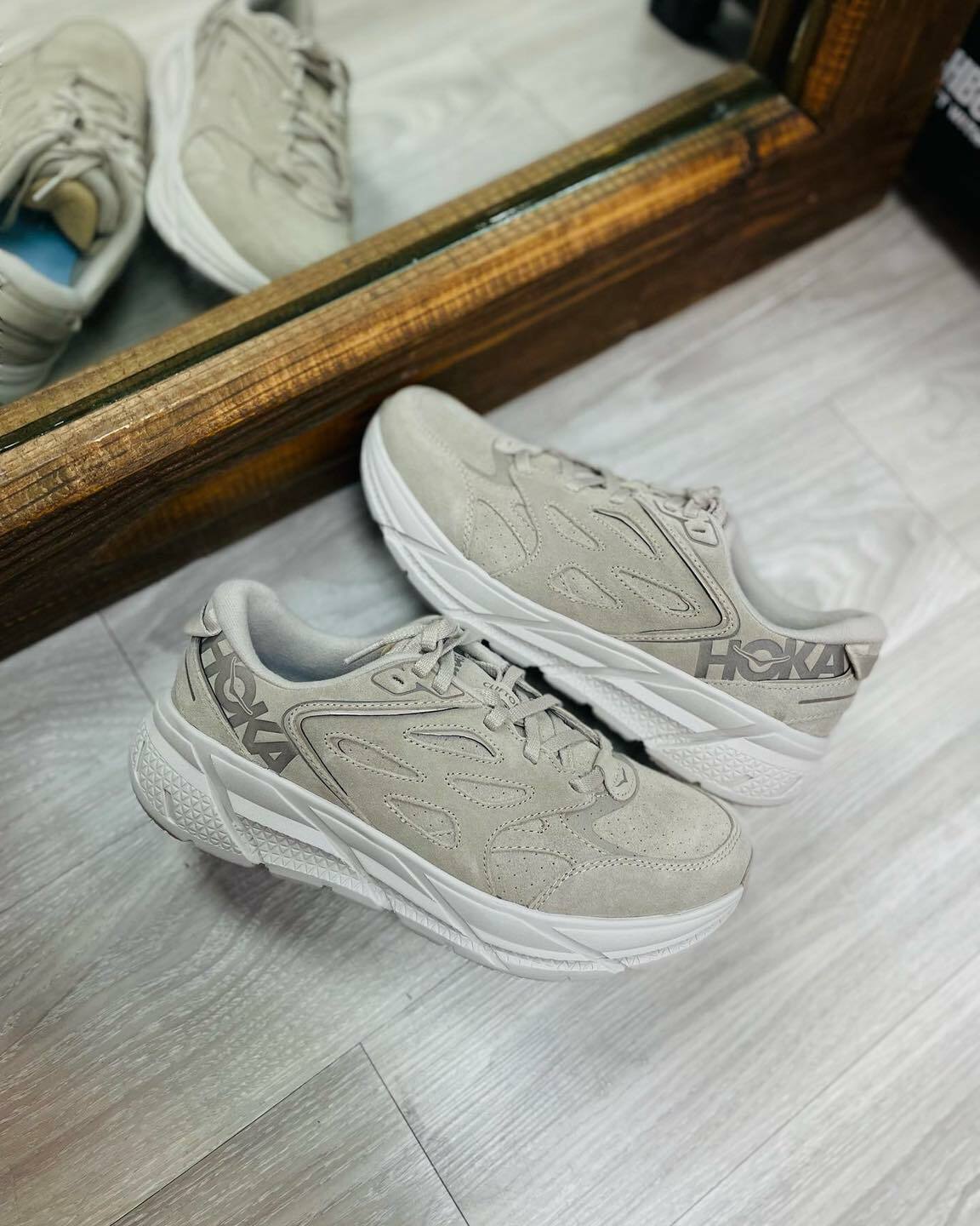 {現貨} HOKA One One Clifton L Suede "Taupe"