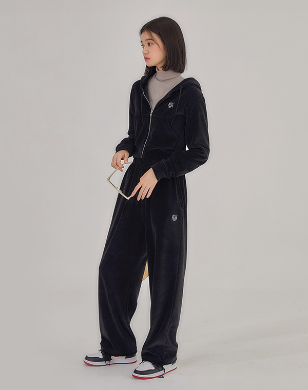 MUAH MUAH Point Velvet Training Pants