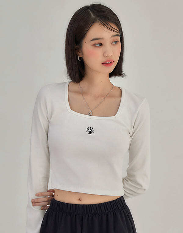 MUAH MUAH Square Neck Crop Long Sleeve