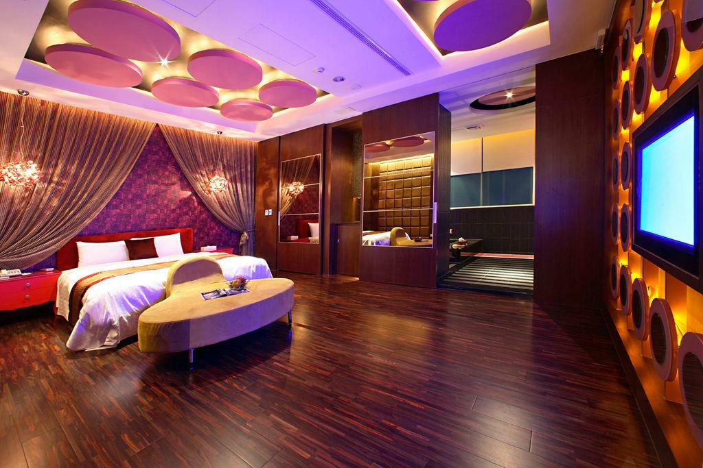 【彰化】桂冠汽車旅館 頂級房-頂急宿旅