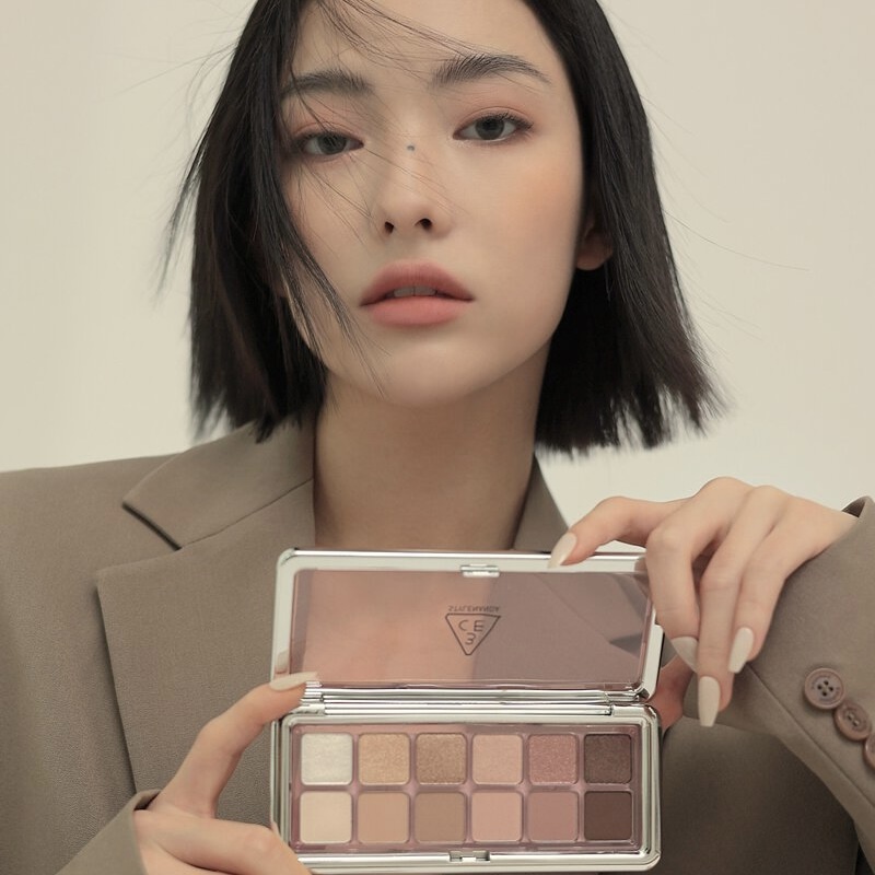 [ 3CE ] New Take Eyeshadow Palette #Motion Frame