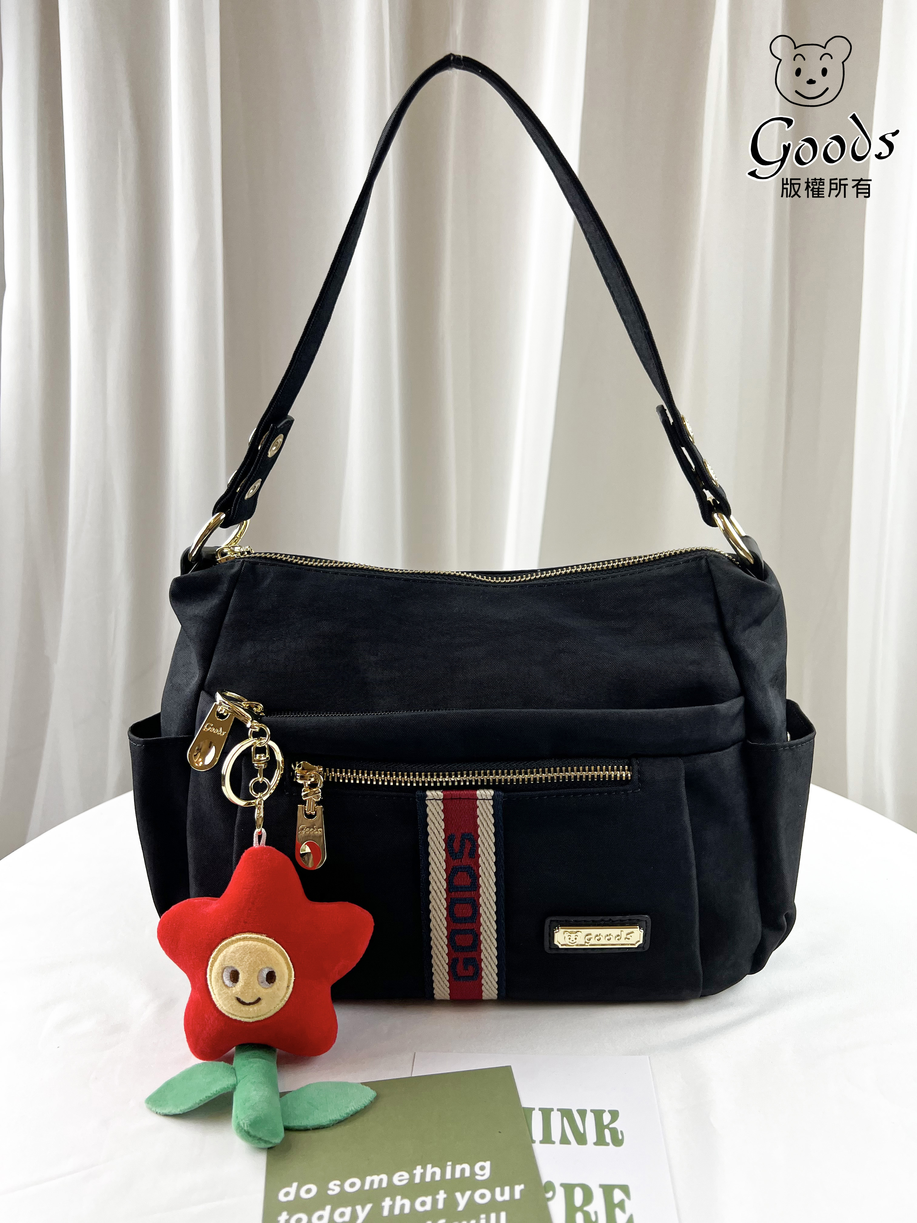 GOODS 織帶黑 防潑水肩背包 / 側背包 附小熊吊飾 #6139