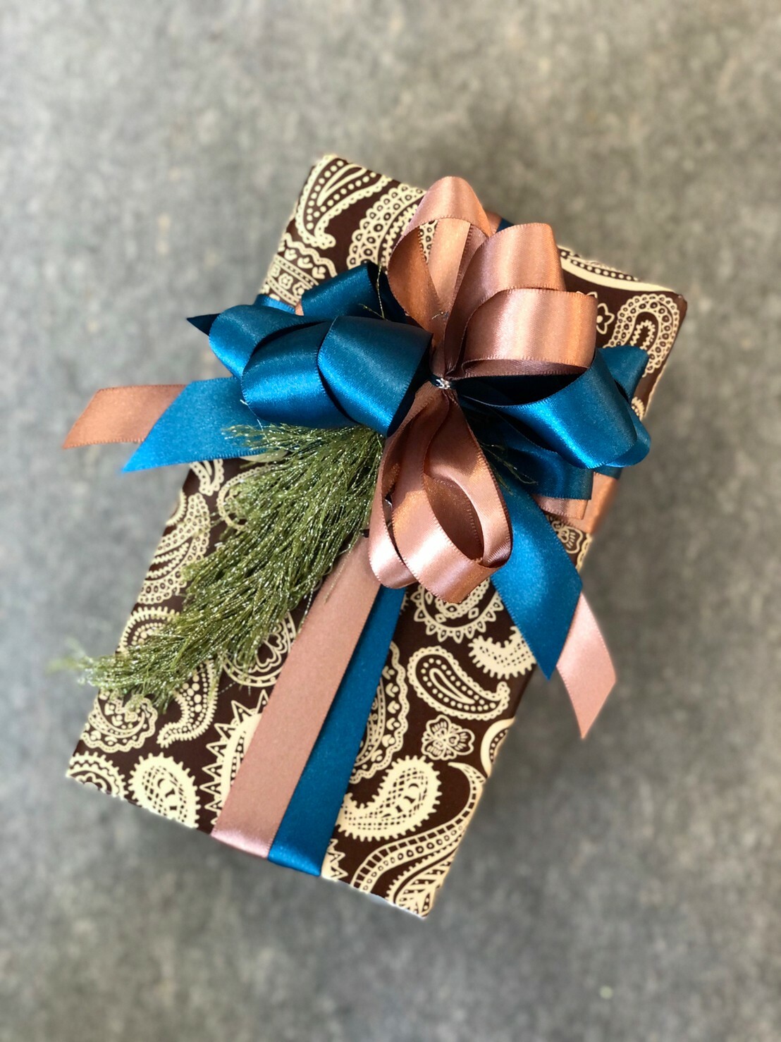 佩斯里花紋/巧克力/瑞士Stewo包裝紙