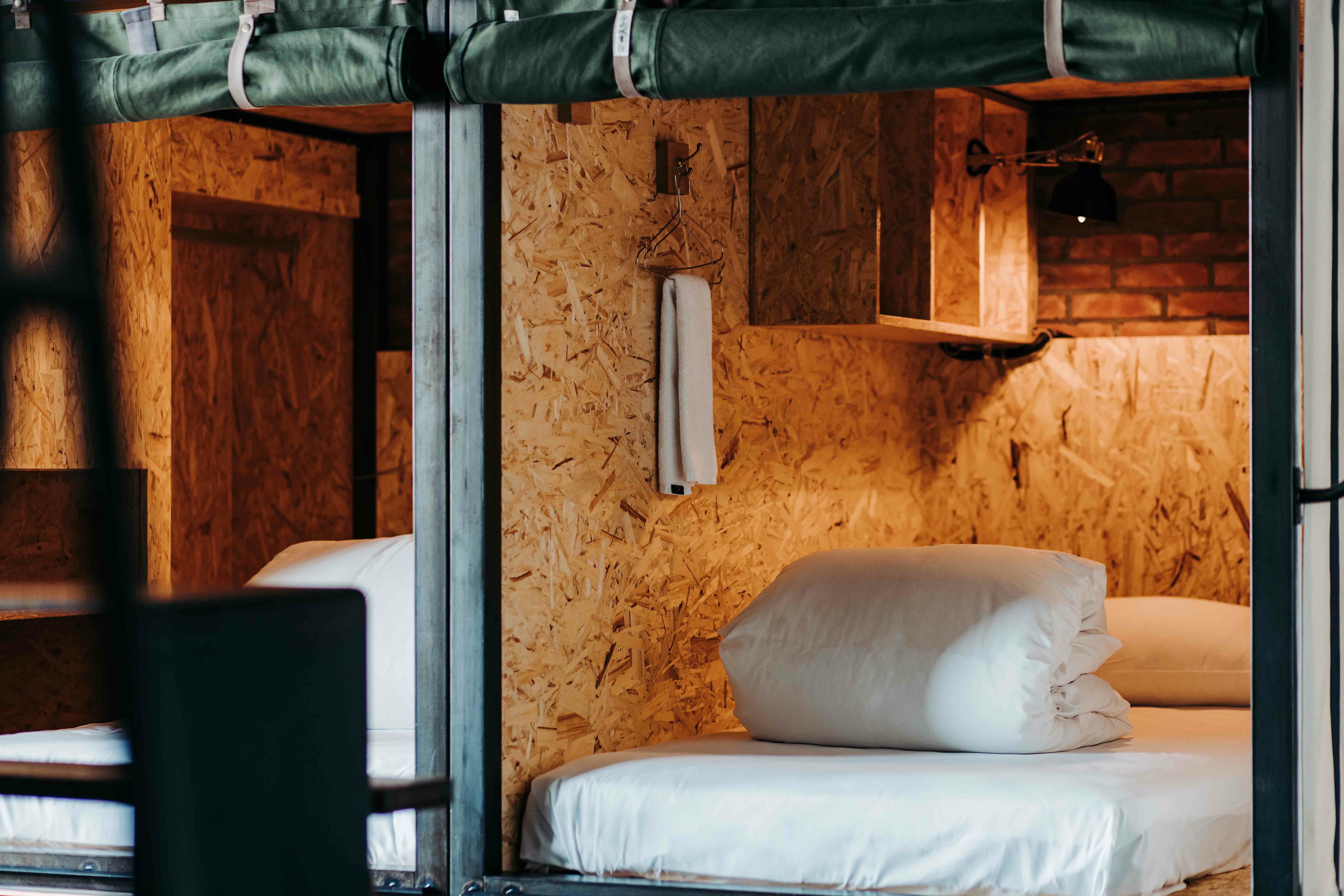 背包客房訂製床墊