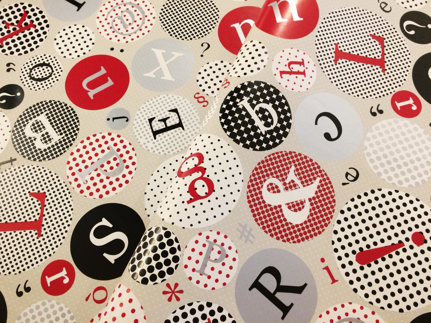 字母普普藝術POP ART/瑞士Stewo包裝紙