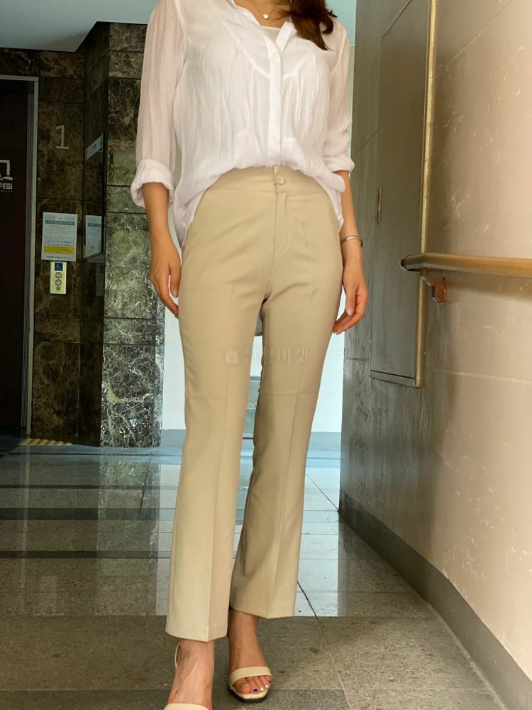 [現貨] 曲線西裝褲 [膚色/ M ]