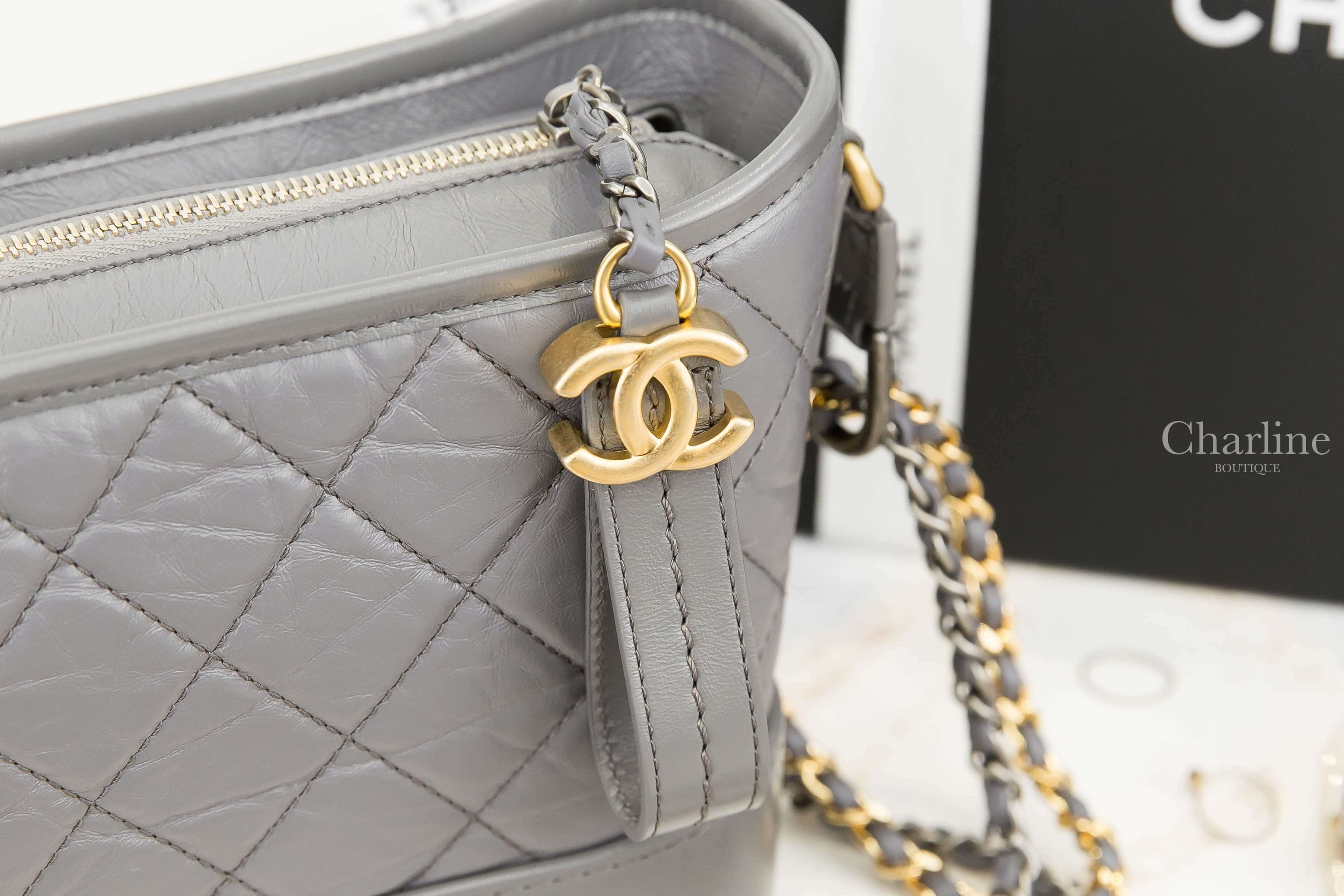Chanel Chanel's Gabrielle Small Hobo Bag 深灰色金銀鍊拼接小型鍊帶手袋