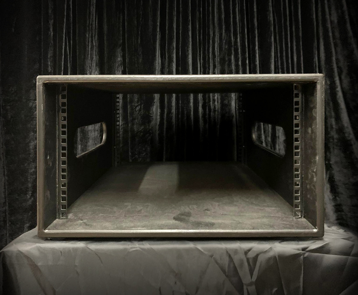 WPHK 8U Wood Rack Case