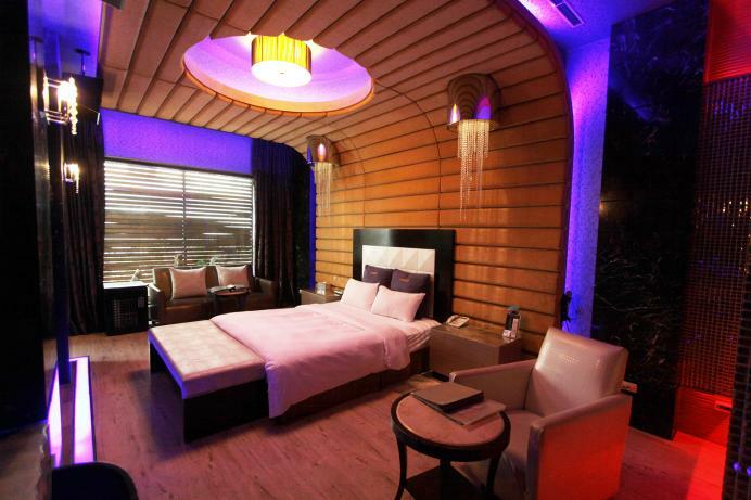 【桃園】約客頂級汽車旅館  羅馬客