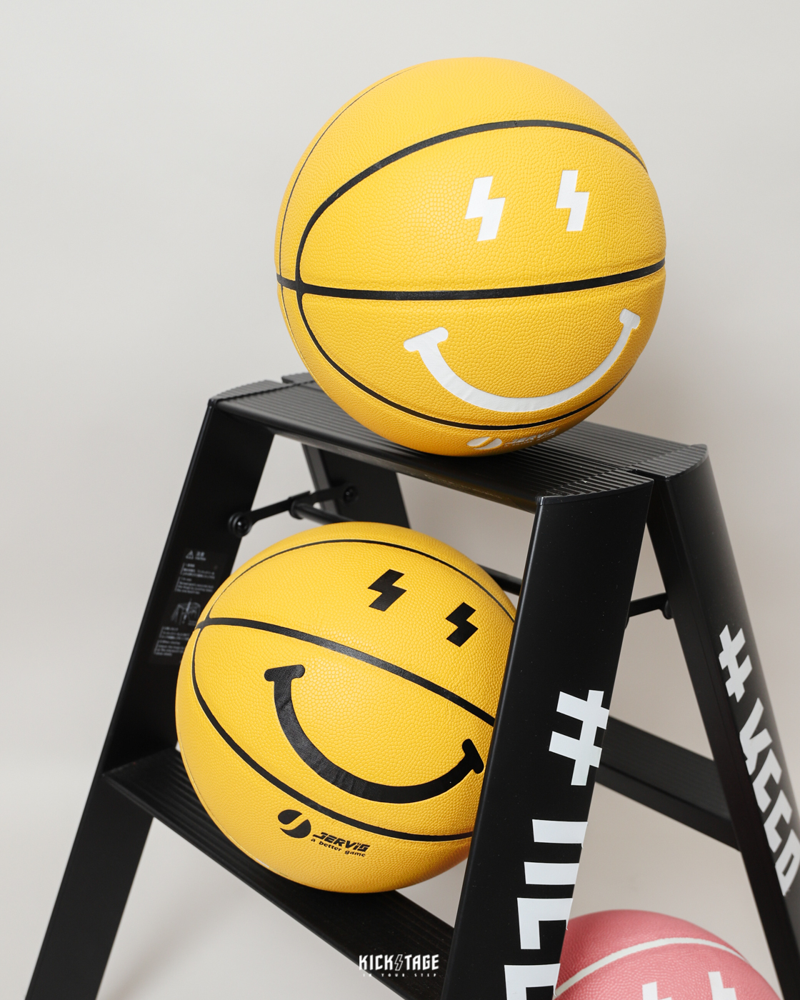 [特價售出無退換] #KEEP x JERVIS SMILEY BASKETBALL 黃色 黑色 粉色 閃電 微笑 籃球 微笑籃球 7號球 戶外 室外 耐磨【KS129】BBASKETBALL