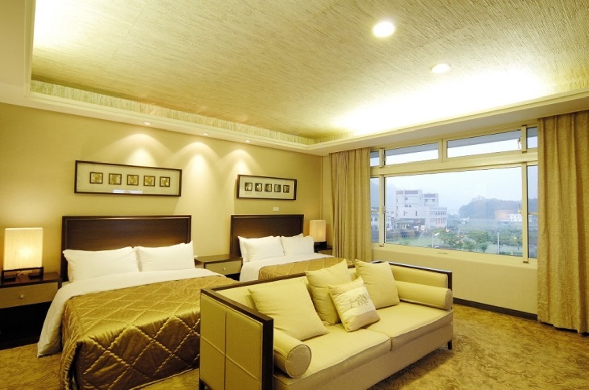 【苗栗】慈夢柔渡假會館 四人房