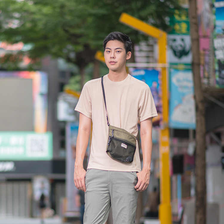 「夏天必備/降溫5度」棉感機能奇異長效涼感T  換季買1送1!｜一件出門不用更換，回家機洗3小時快乾｜男版-圓領