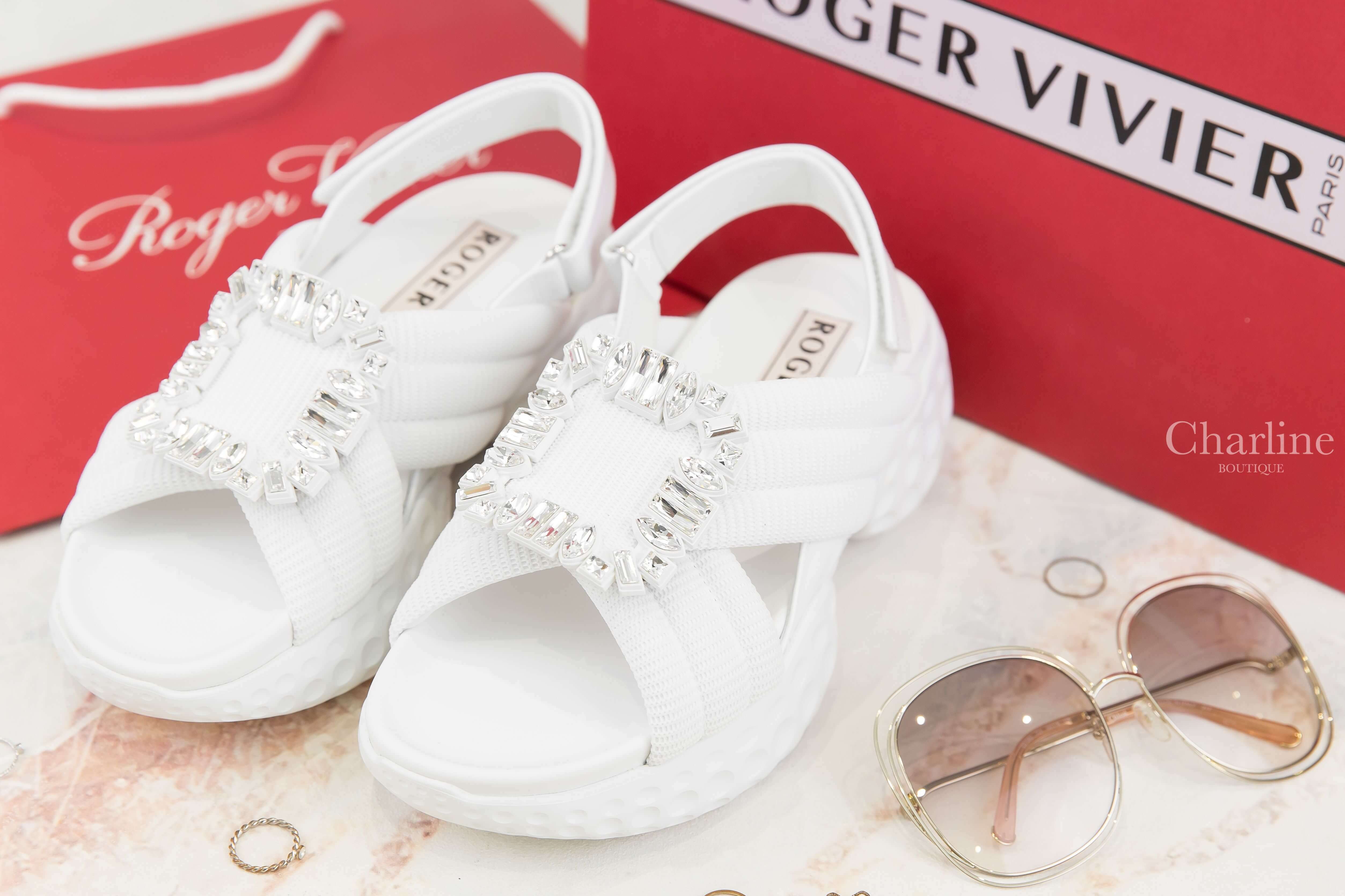 Roger Vivier Viv' Run Light Strass Buckle Sandals In Fabric 白色水晶方釦太空棉皮革交叉厚底涼鞋-Charline Boutique 精品代購