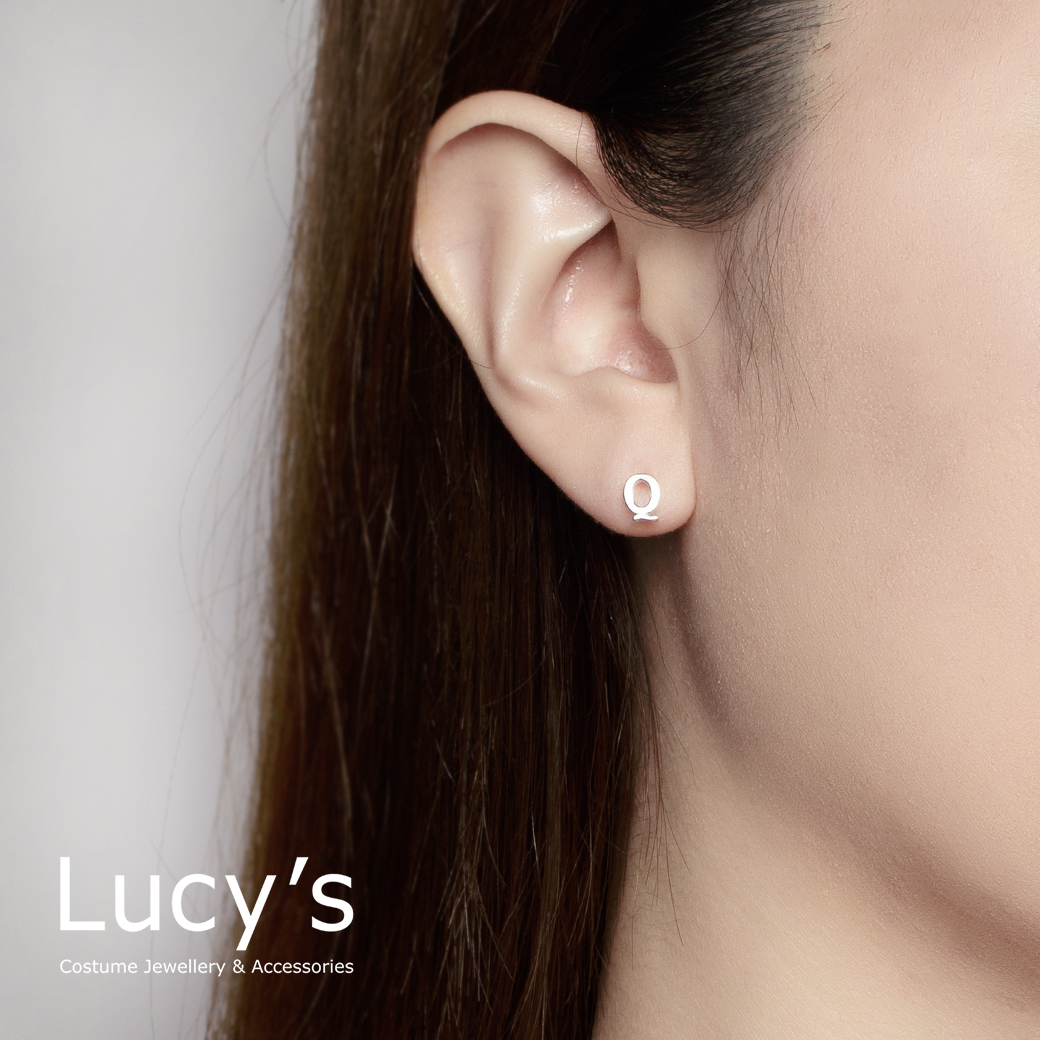 純銀字母系列 | 925純銀 Q 單支耳環 (95872)