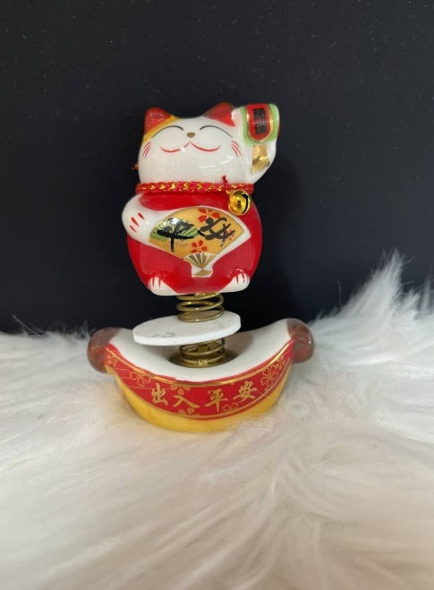 [S] FORTUNE CAT ON INGOT, RED, SZZ41 (SZZ41)