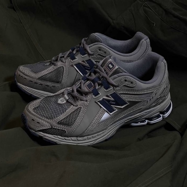 New Balance 1906R 復刻灰