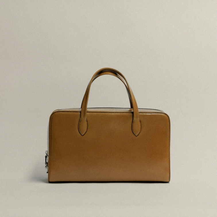 TOUT Y EST SAC LOQUET