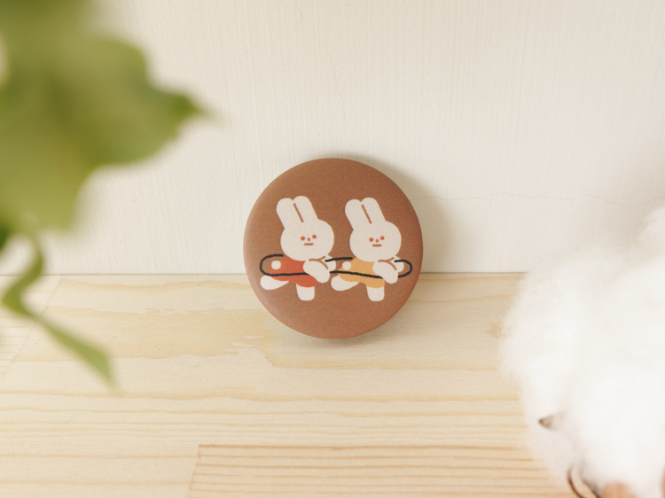 小黃間｜絕版｜Furry Zoo 胸章｜兔兔