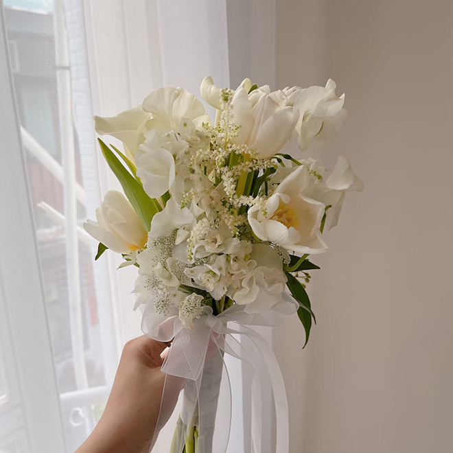 橢圓韓式捧花_白