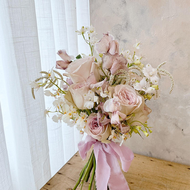 橢圓韓式捧花_粉白