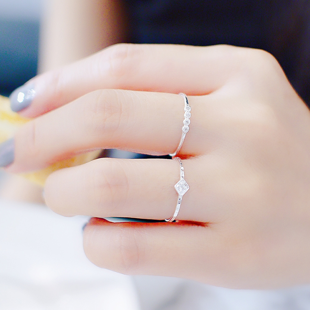 指尖上的皇冠純銀戒指/DR705N