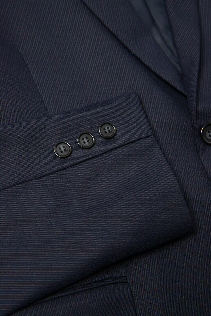 藍色斜紋西裝男正裝-排釦設計