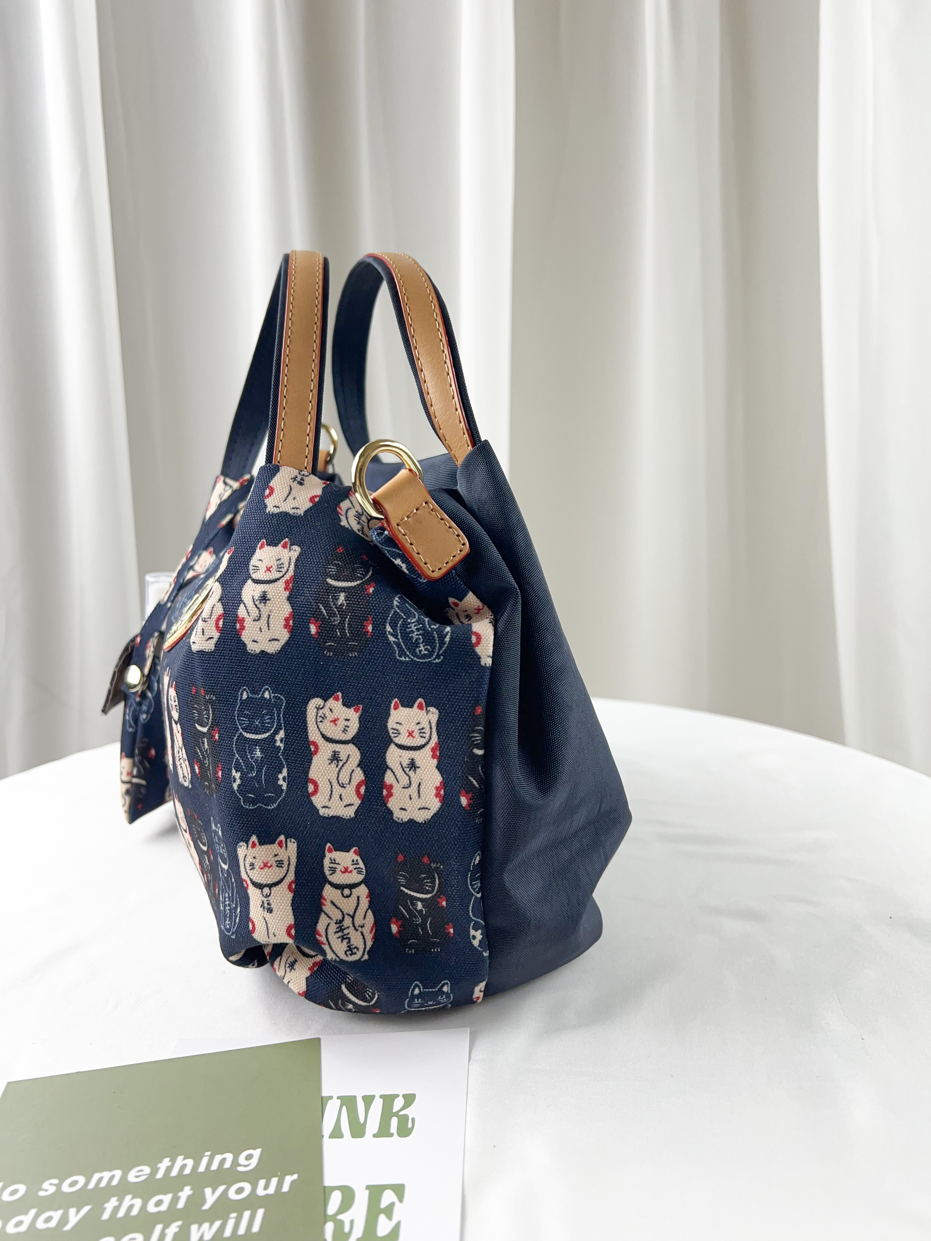 FamilyBear 招財貓拼色防潑水手提包 / 側背包  #2808