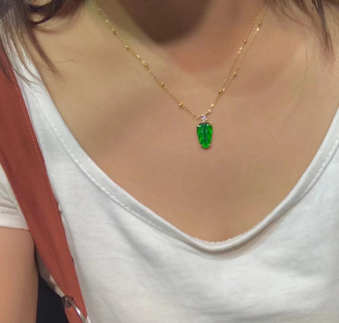 822818 陽綠葉子鎖骨鏈