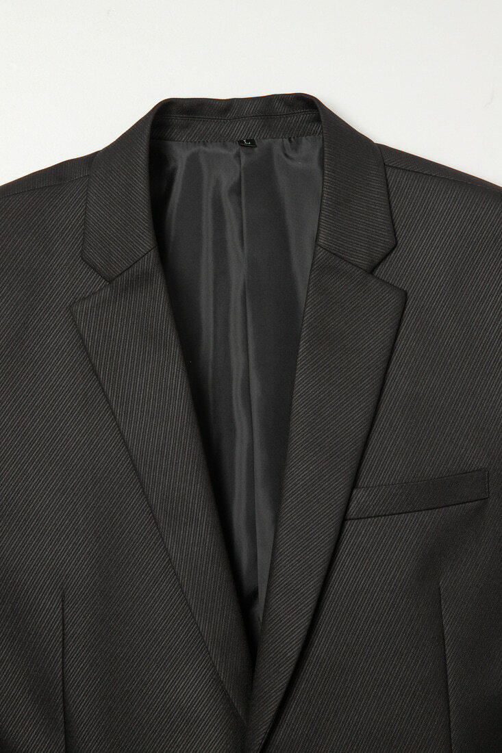 黑色斜紋西裝男正裝-領口設計