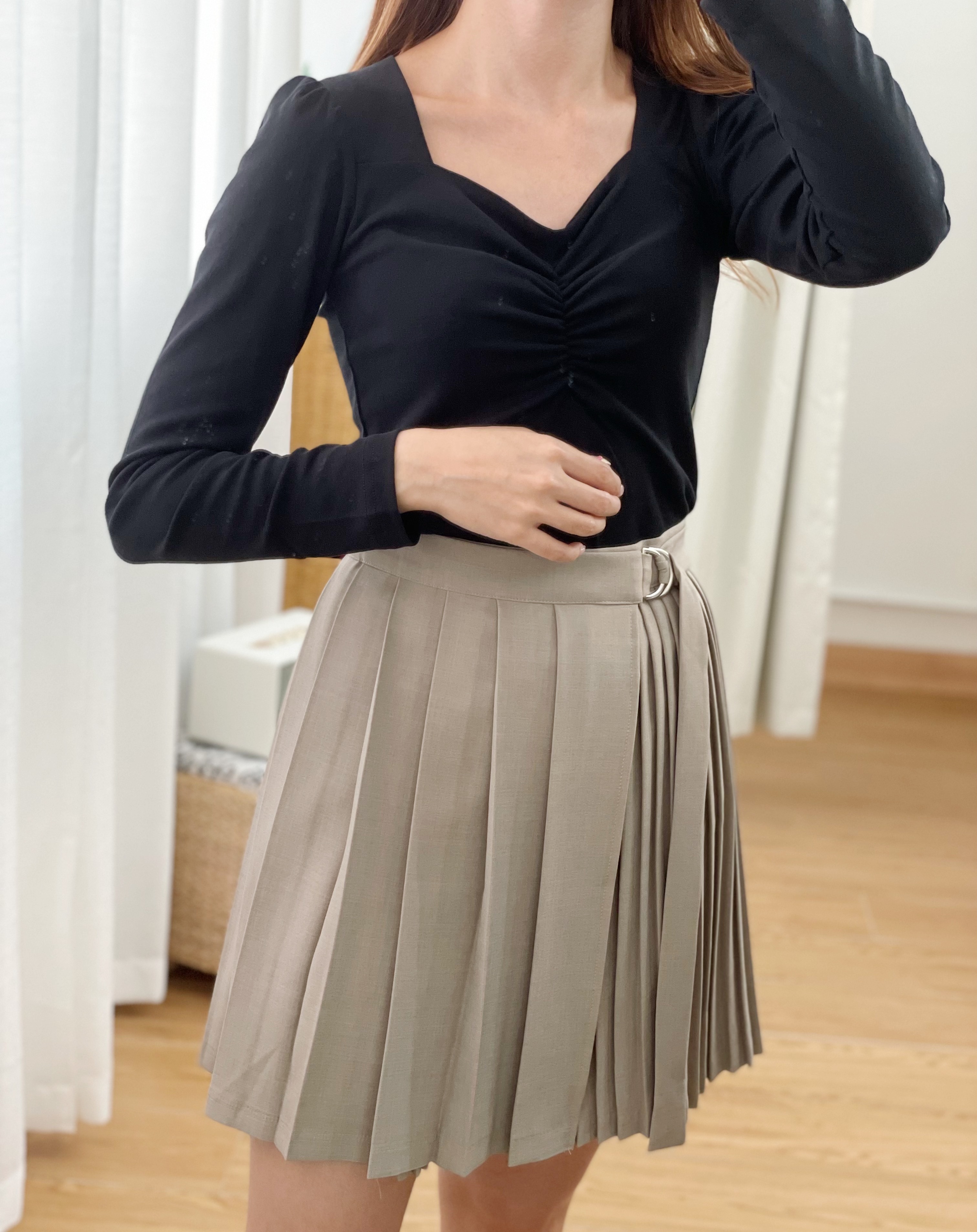 SK192 Metal Pleated Mini Skirt