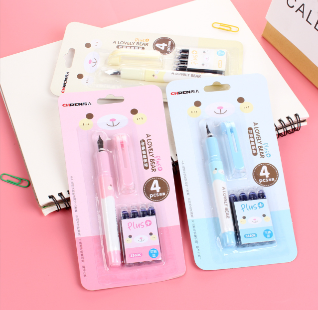 可换墨囊钢笔（1支钢笔+4支墨囊）