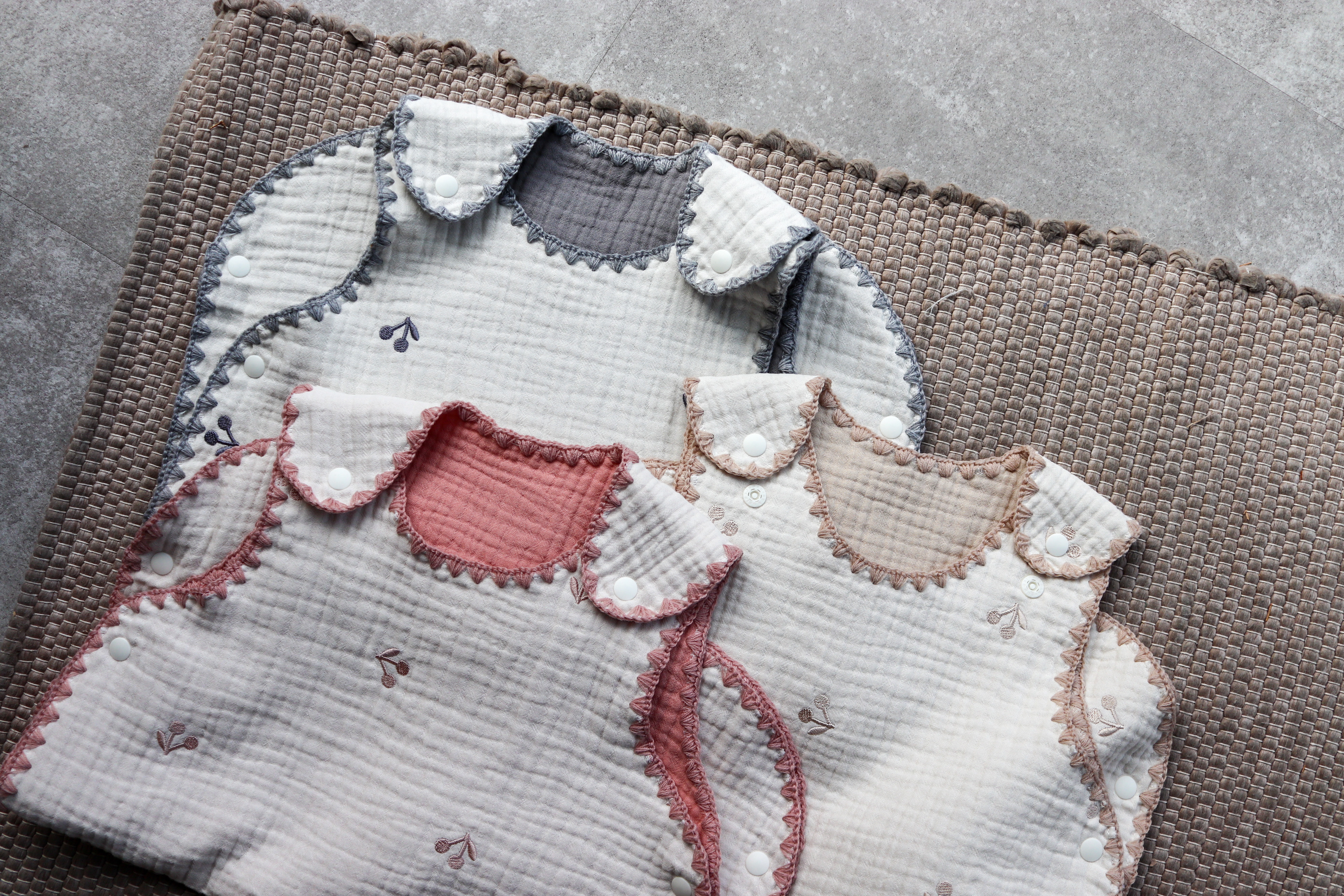 粉紅櫻桃6層紗布刺繡睡衣