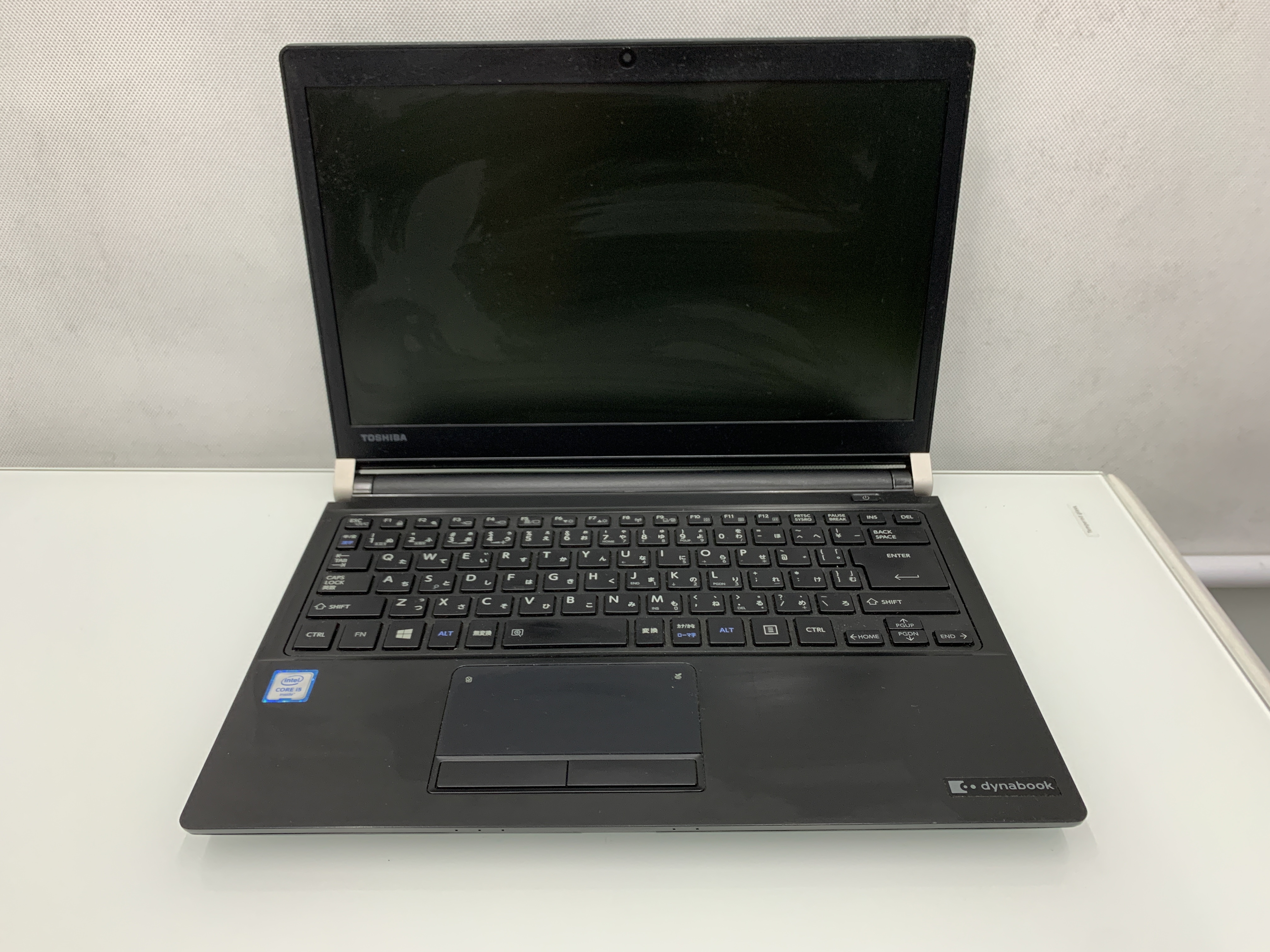 Toshiba R73/D