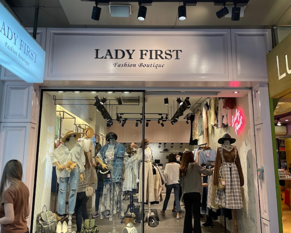 Lady store first boutique