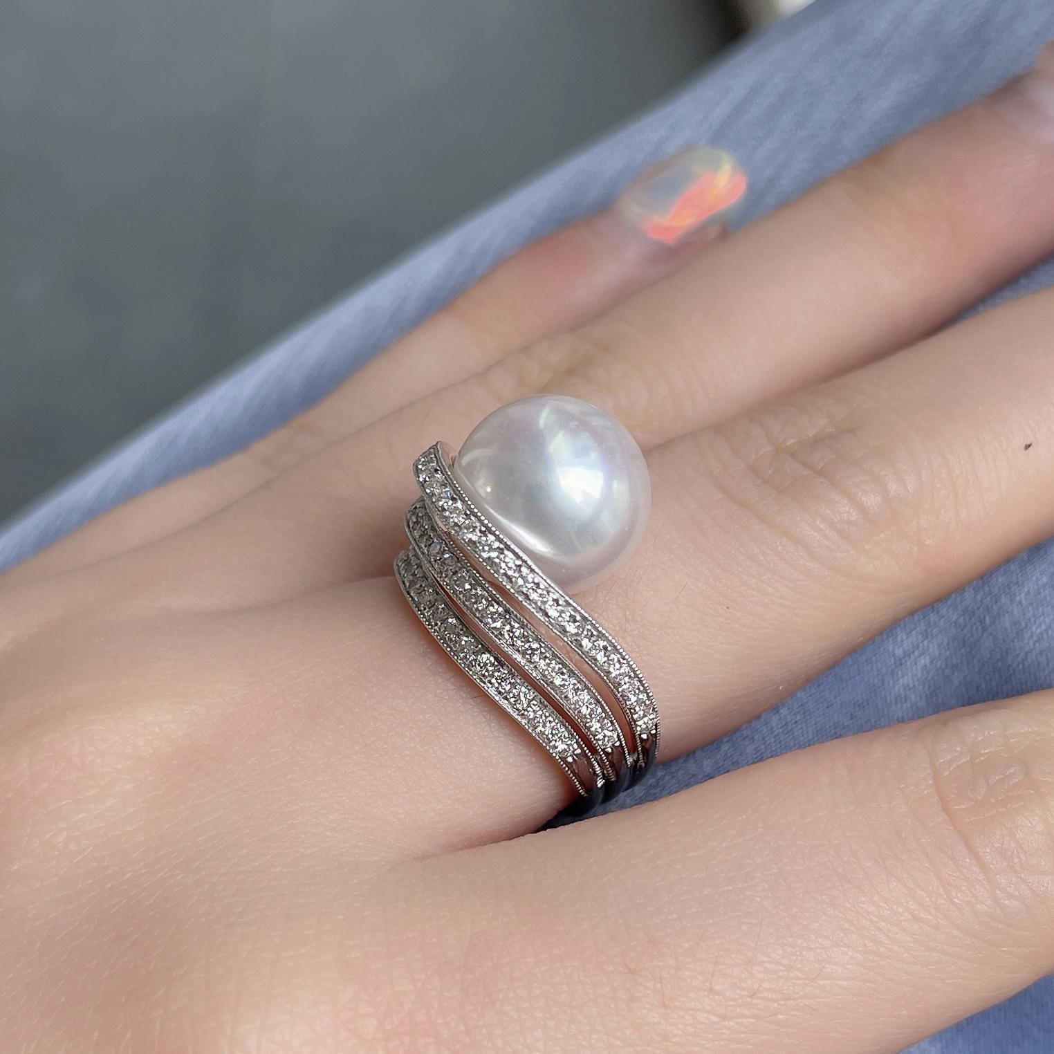 18K白金南洋白珠鑽石戒指 (12mm)