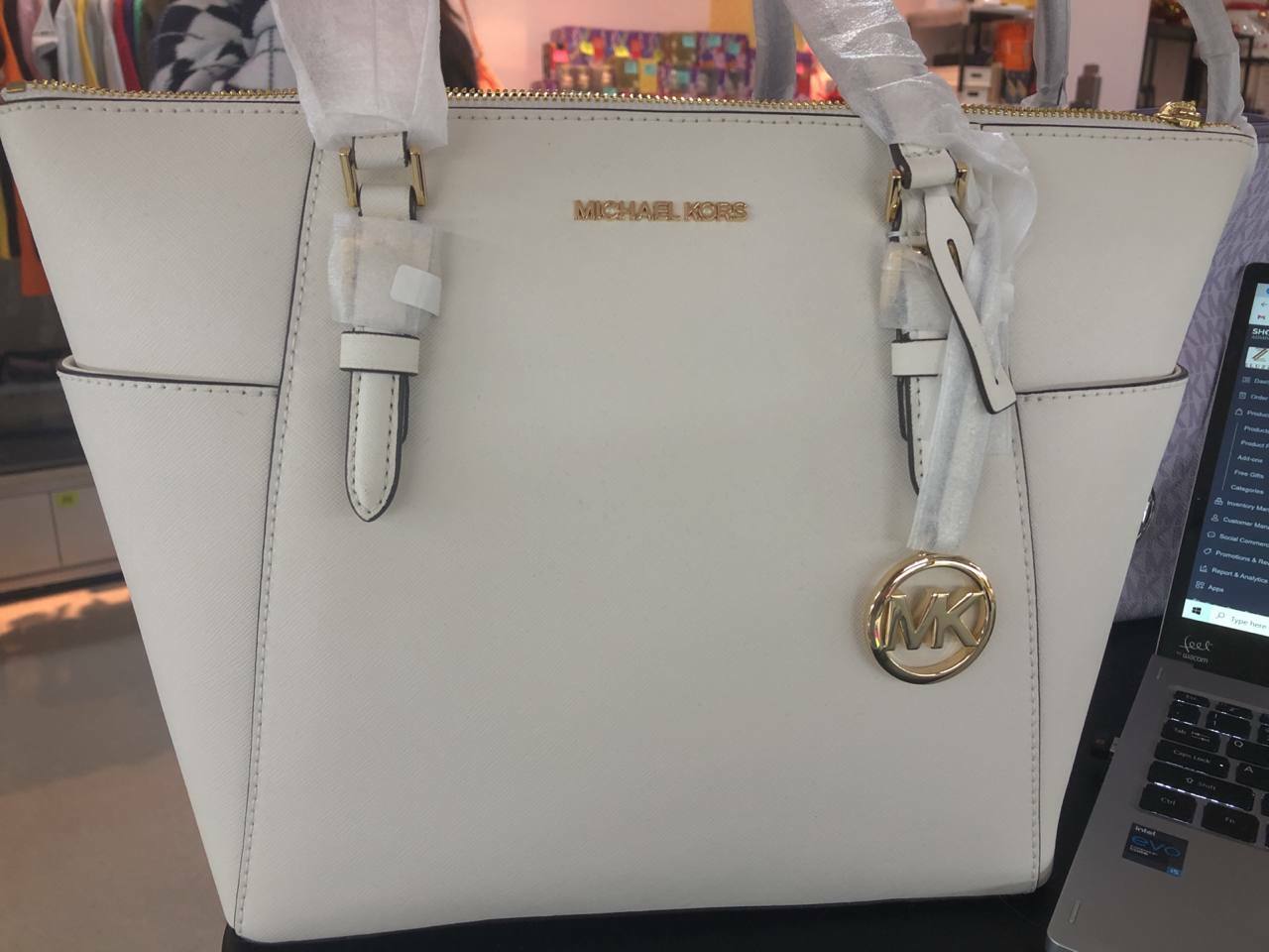 [S] [FINAL SALES] MICHAEL KORS 35T0GCFT7L, CHARLOTTE LG TZ TOTE, OPTIC WHITE, 193599717418 (SMK31)