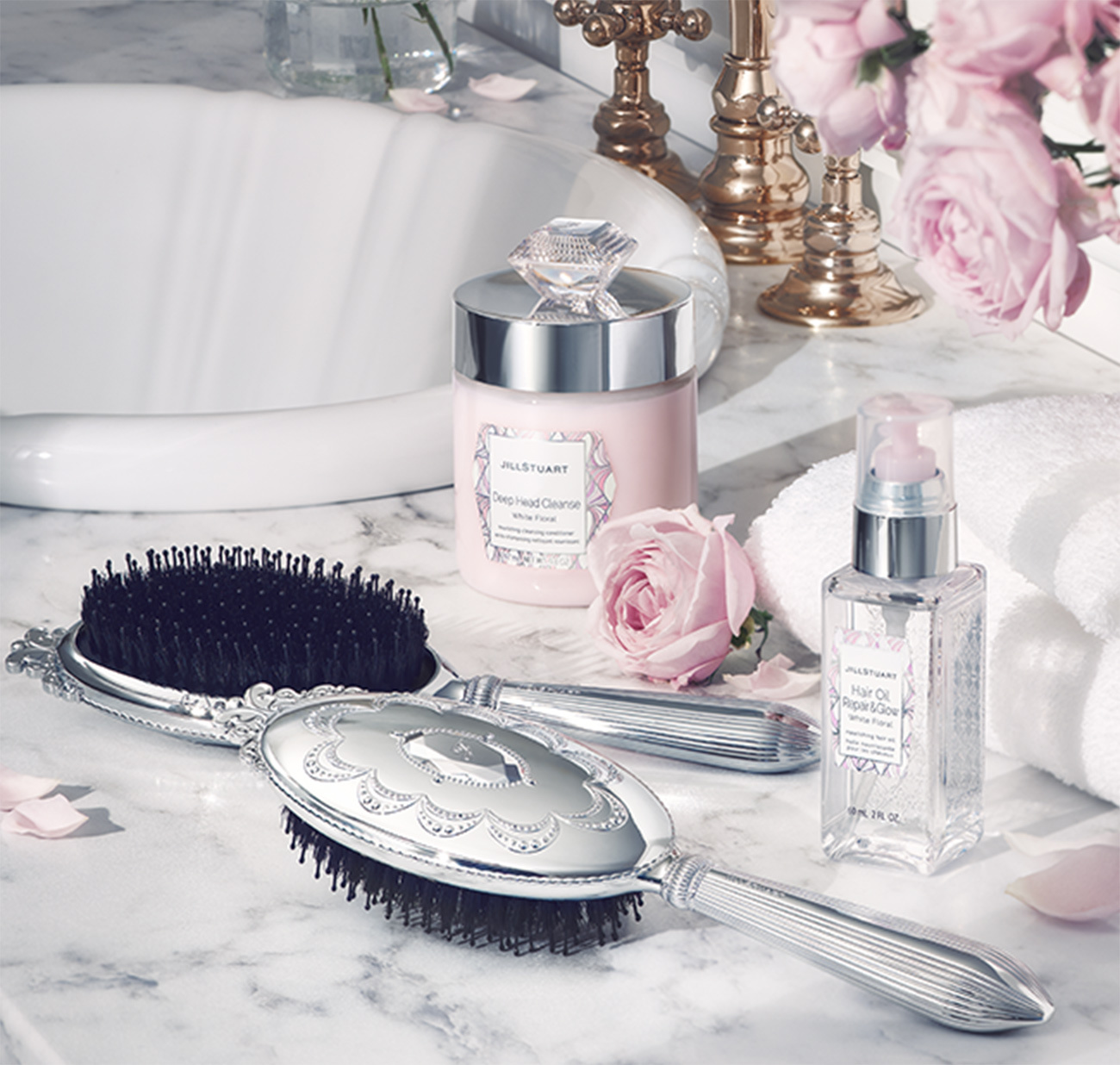 JILL STUART Lifestyle Item Hair Brush / Deep Head Cleanse White Floral