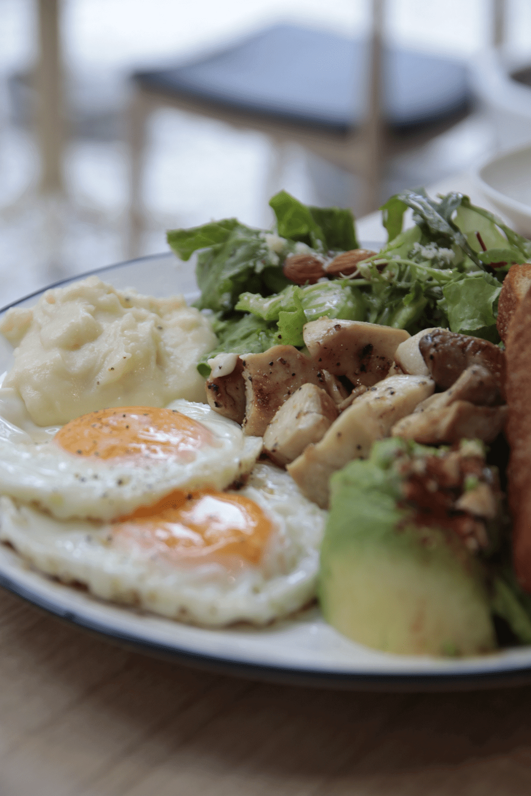 台北大安寵物友善餐廳becom室內裝潢與設計還有早午餐