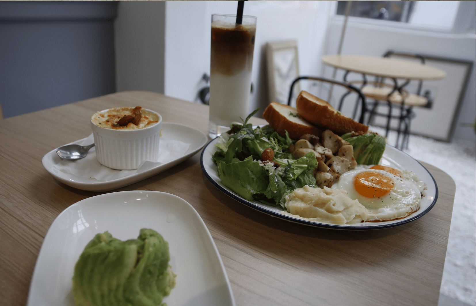 台北大安區寵物友善餐廳become早午餐有吐司咖啡和蛋酪梨還有烤布蕾