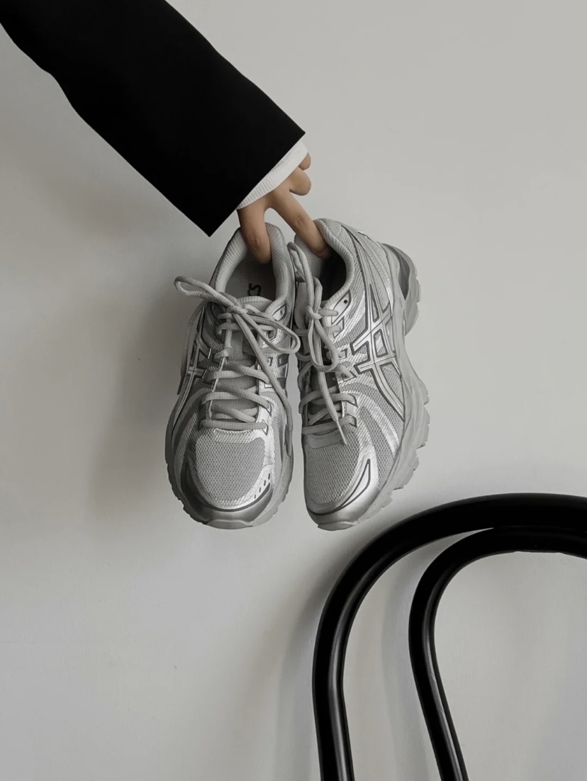 Asics Gel-Flux 4 CN 復古銀