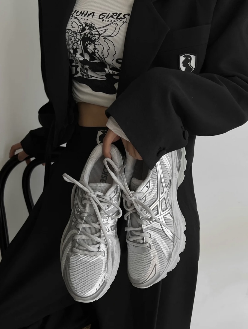 Asics Gel-Flux 4 CN 復古銀